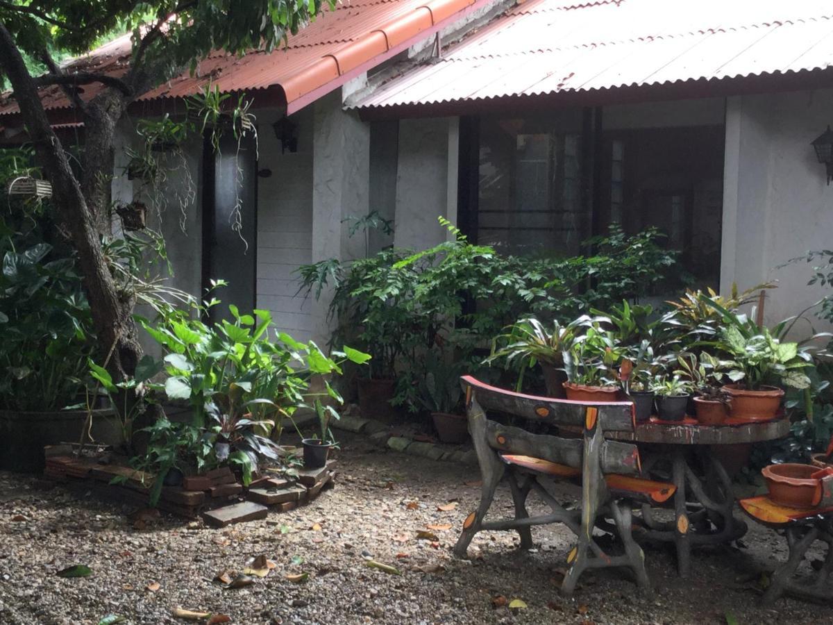 Hotel Baan Songjum Chiang Mai Zewnętrze zdjęcie